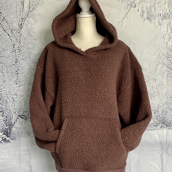 American Eagle Outfitters Sweaters - AE Sherpa hoodie